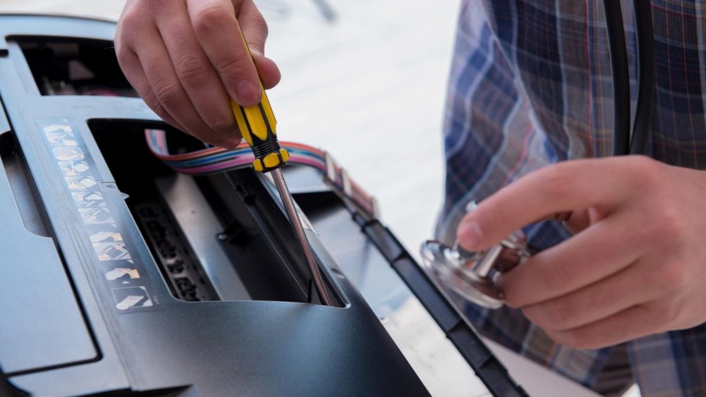 Técnicos especializados para reparar cualquier problema  